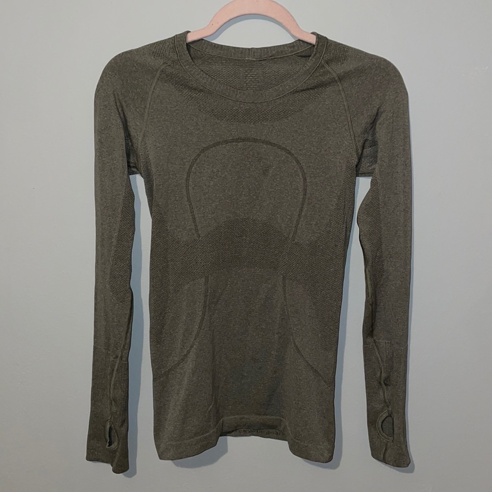 Swiftly Tech Long Sleeve Lulu Lemon Top